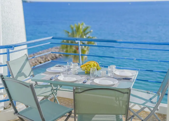 Bord De Mer- -antibes Juan