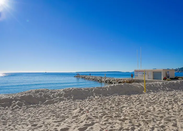 Апартаменты Bord De Mer- -antibes Juan